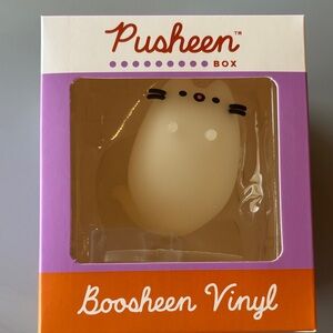Pusheen Box Exclusive Vinyl Figurine.